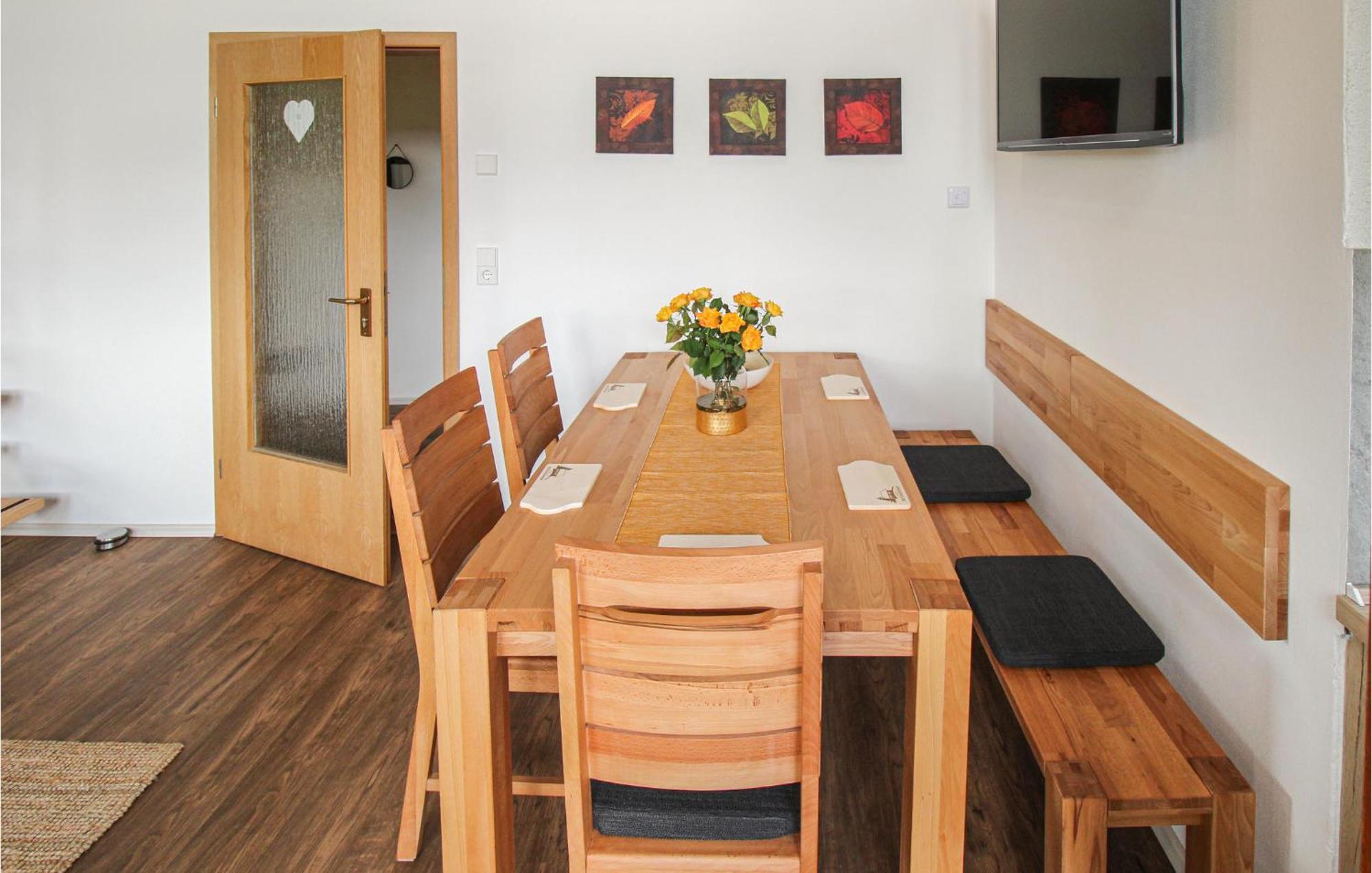 Nice home in Schonach im Schwarzwal with WiFi&2 Bedrooms Schonach im Schwarzwald Exterior foto